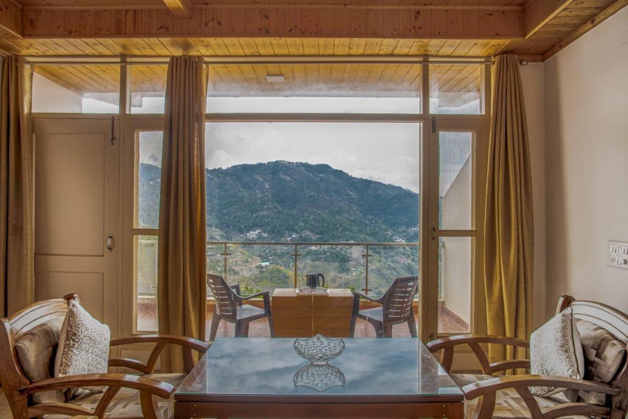 The Western Heights I Serviced Apartments I Pvt Balcony I Lift I Peacefull Area I Family Accomodation I Kasauli I By Exotic Stays מראה חיצוני תמונה